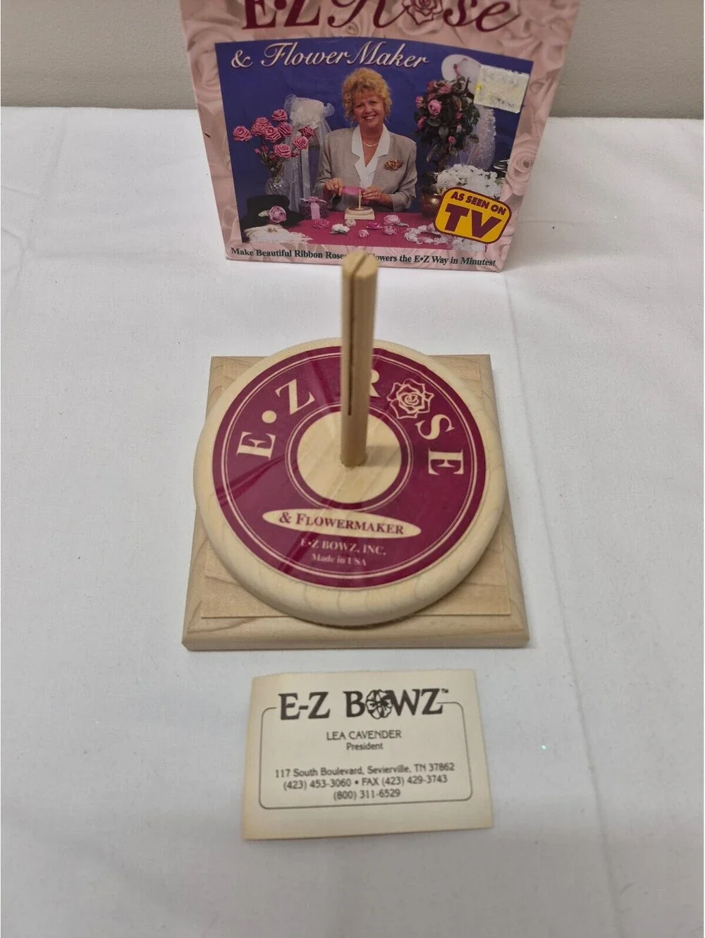 E-Z Rose & Flower Maker Vintage Ribbon Craft Tool with Original Box J28